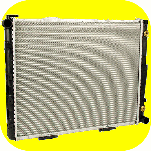 Radiator for Mercedes Benz e 400 420 500 e 124 W124 V8-9073