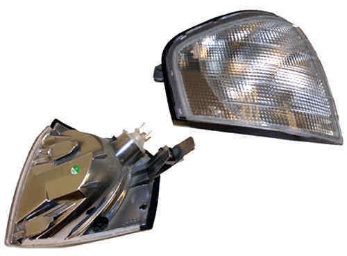 TURN SIGNAL LIGHT RIGHT-WHITE Mercedes 1994 - 2000